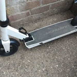 Cheep electric scooter - Image 2