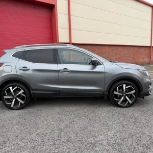 2017 Nissan Qashqai 1.5 dCi Tekna Euro 6 (s/s) 5dr HATCHBACK Diesel Manual - Image 6