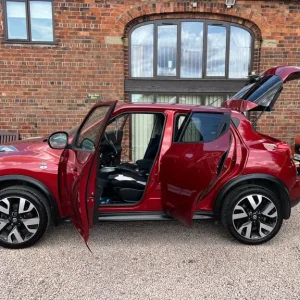 2014 Nissan Juke 1.5 dCi N-Tec 5dr [Start Stop] HATCHBACK Diesel Manual - Image 3