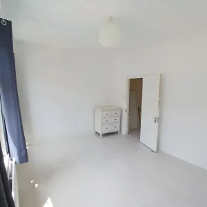 Large double room - Image 2