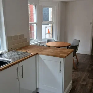 Large double room - Image 4