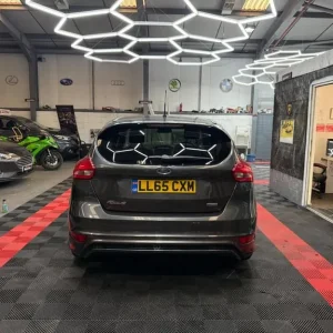 FORD FOCUS 1.0 T EcoBoost Zetec S 2015 - Image 3
