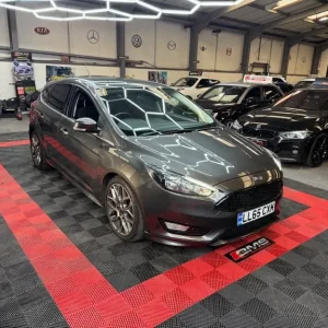 FORD FOCUS 1.0 T EcoBoost Zetec S 2015 - Image 4