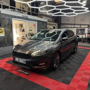 FORD FOCUS 1.0 T EcoBoost Zetec S 2015 - Image 5