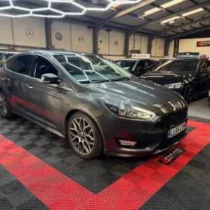 FORD FOCUS 1.0 T EcoBoost Zetec S 2015