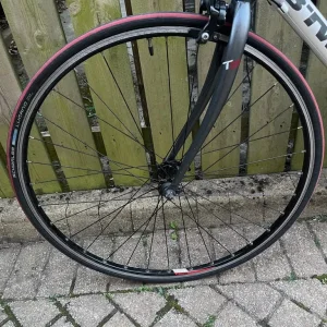B'Twin Triban 3 57cm - Image 2