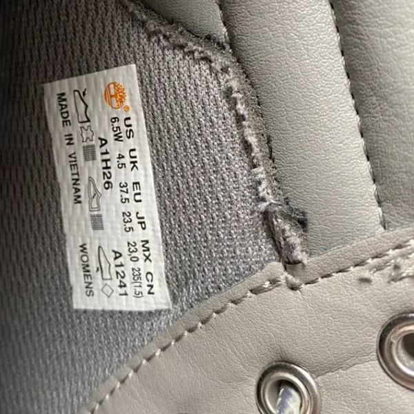 LADIES TIMBERLAND BOOTS