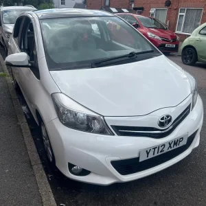 Toyota Yaris 2012 hatchback manual 5-door