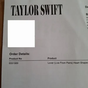 Taylor Swift Lover (Live From Paris) Heart Shaped Vinyl - Image 5