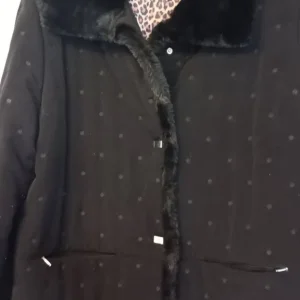 Coats - Image 3
