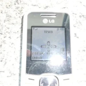 Vintage LG GS101 Mobile Phone, White, Fully Working - Image 4