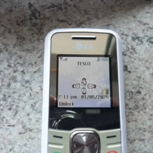 Vintage LG GS101 Mobile Phone, White, Fully Working - Image 5