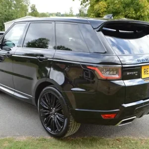 2022 Land Rover Range Rover Sport D300 MHEV HSE Dynamic Black SUV - Image 5