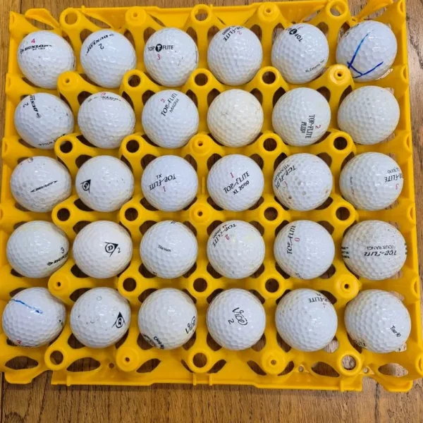 Assorted golf balls