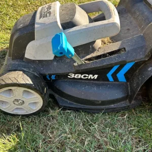 Mac Allister Corded Lawnmower 38cm - Image 5