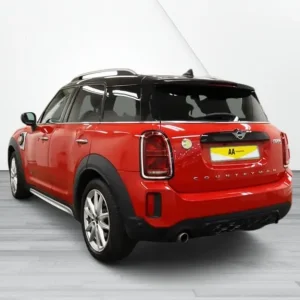 2021 MINI Countryman Cooper SE Sport 1.5L Plug-in Hybrid - Image 3