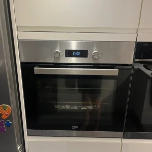 2x Beko built-in ovens - Image 2