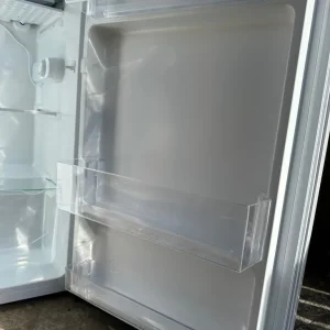 Small Fridge - Image 4