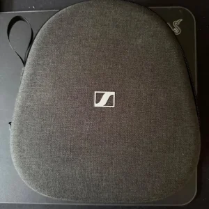 Sennheiser Momentum 4 (black) - Image 3