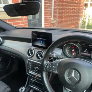 Mercedes-Benz GLA Estate 2018 Manual 1595cc 5-door - Image 5