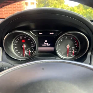 Mercedes-Benz GLA Estate 2018 Manual 1595cc 5-door - Image 6