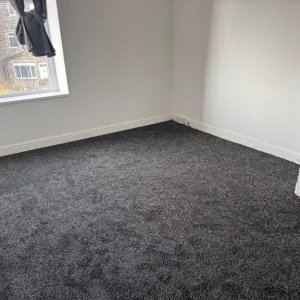 2 Bedroom House with Fresh Finish - Image 5
