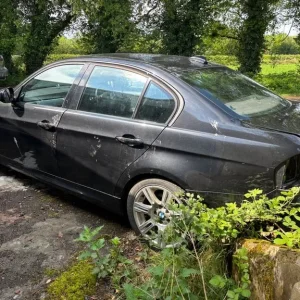 2010 BMW E90 318d For Breaking - Image 2