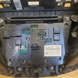 Ford Custom Transit CD Stereo - Image 5