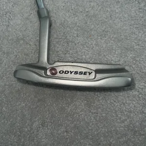 Odyssey White Hot Pro Putter - Image 2