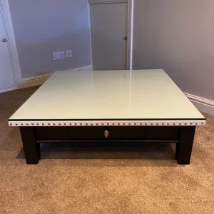 Low coffee table