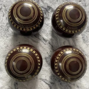 Taylor Lingoid bowls. Size 4M