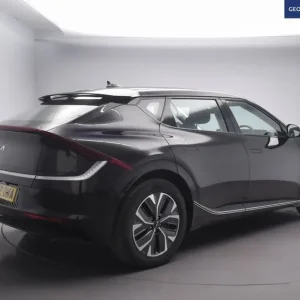 2022 Kia EV6 Air 77.4kWh Electric Hatchback - Image 6