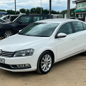 2014 Volkswagen Passat 2.0 TDI BlueMotion Tech Executive Saloon 4dr Diesel Manual Euro 5 - Image 6