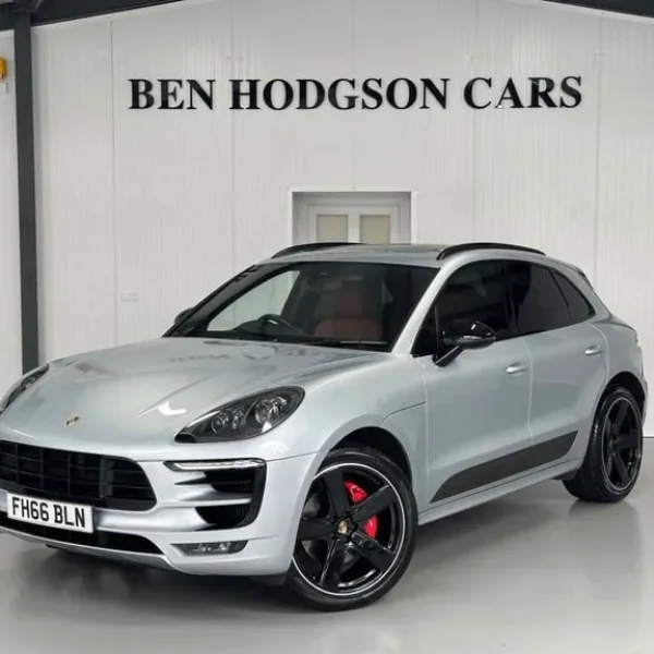2016 Porsche Macan 3.0T GTS 5-door SUV