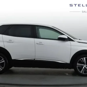 2018 Peugeot 3008 1.6 BlueHDi Allure SUV 5-door Diesel Manual - Image 4