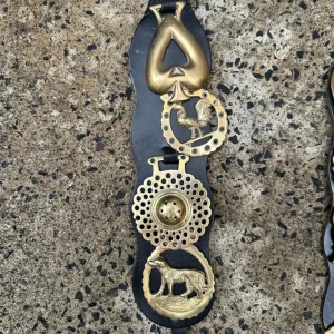 2 horse brasses - Image 2