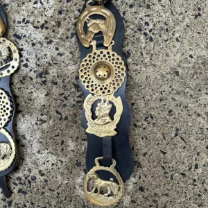 2 horse brasses - Image 3