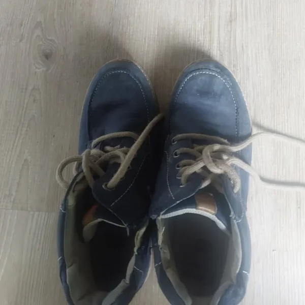 Childrens size 1 Shoes Bundle