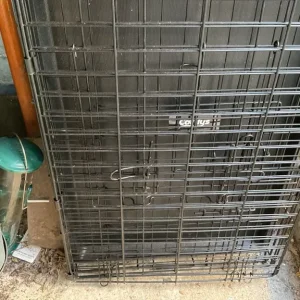 Medium size dog crate
