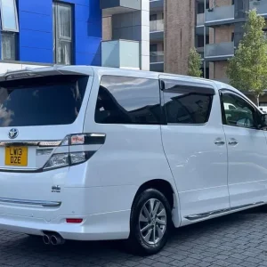 2013 Toyota Vellfire Hybrid 2.4L 7-Seater MPV - Image 4
