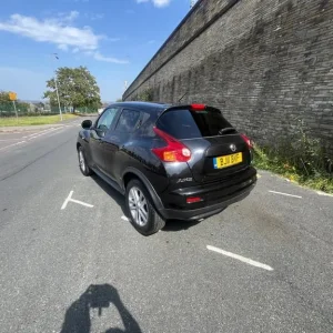 2011 Nissan Juke 1.5 dCi Tekna 5-door hatchback diesel manual - Image 5