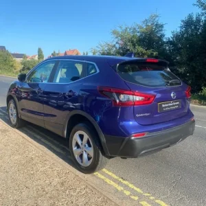 2020 Nissan Qashqai 1.3 DIG-T Acenta Premium 5-door SUV - Image 3