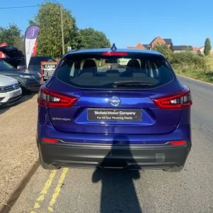 2020 Nissan Qashqai 1.3 DIG-T Acenta Premium 5-door SUV - Image 6