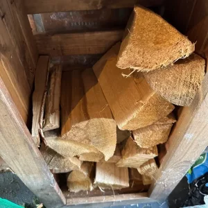 Wood, kindling, fire lighters - Image 2