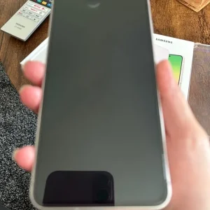 Samsung galaxy A56 5g mobile phone - Image 2