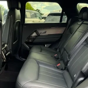 2022 Land Rover Range Rover Sport 3.0 P440e SE 5dr Auto With Fixed Panoramic Roof - Image 4
