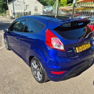 2016 Ford Fiesta ST-LINE Hatchback Petrol Manual - Image 6