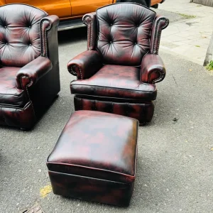 Beautiful pair of chesterfield oxblood leather armchairs with matching footstools - Image 2