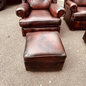 Beautiful pair of chesterfield oxblood leather armchairs with matching footstools - Image 7