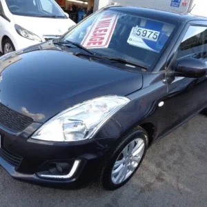 2015 Suzuki Swift 1.2 SZ3 5-door hatchback - Image 2